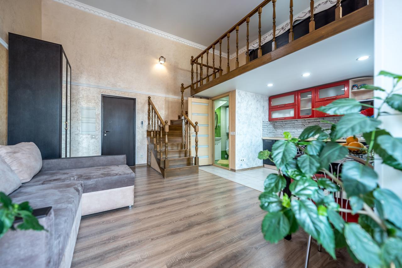 Studio Apartment In Center Of Odesa Exterior foto
